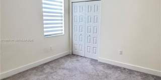 8005 NW 104th Ave Gallery 15