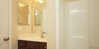 Hamptons on High – 4 Bedroom / 4 Bathroom Student Townhome Near FSU & TSC! Gallery 29