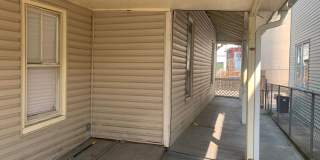 House with Yard and Parking-Video in the Pictures! Gallery 6