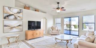 7076 N Sunrise Gallery 9