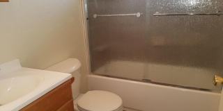 Cozy 2 bedroom in quiet cul-de-sac Gallery 14