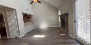 472 Falling LN Gallery 14