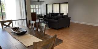 1660 Twelve Oaks Way Gallery 8