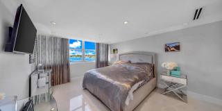 5838 Collins Avenue Gallery 8