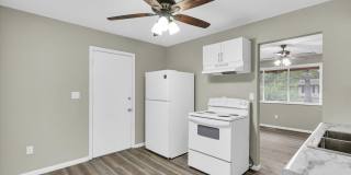 Complete Remodel!  3 Bedroom Home - Available November 2026 Gallery 8