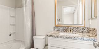 Luxury 3-Bed Townhouse in Hayward Just Built in 2019! Gallery 22