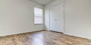 Super cute 3/2 in Southeast Austin! Gallery 12
