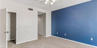 520 S Chaparral Street Gallery 16