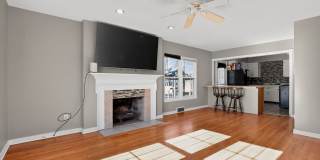 Charming 3BR House in Crown Point Gallery 1