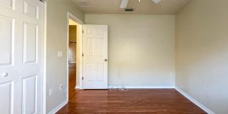 Pet Friendly 3/2 Home in Sorrento Available NOW! *Approved Aplication* Gallery 22