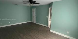 1305 SW 22 pl Gallery 15