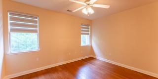 Gorgeous 2 Bedrooms /2.5 Bathrooms + Flex Space Home Near South Austin!!! Gallery 13