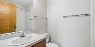 Downtown 2 bedroom Condo! Gallery 14