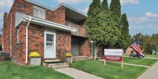 Carriage House Apartments Gallery 23