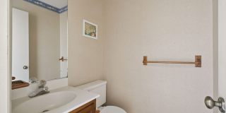 Fabulous Chesapeake Bay Location - Steps to Beach! Gallery 17