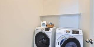 4 Bed 3 Bath Luxury FURNISHED Home for Rent! Gallery 23