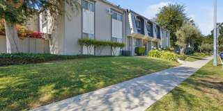 2BR/1BA Condo with Resort-Style Amenities & Low-Maintenance Living 2BR/1BA Condo with Resort-Style Amenities & Low-Maintenance Living Gallery 1