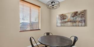 Gorgeous townhome near NAU Gallery 14