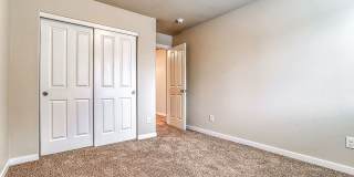 3 Bedroom/2.5 Bath With Fenced Backyard, W/D Included, and AC! 3 Bedroom/2.5 Bath With Fenced Backyard, W/D Included, and AC! Gallery 18