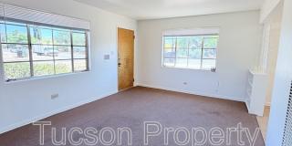 2831 E Adams Street Gallery 8