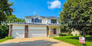 END OF SUMMER SPECIAL! $100 Off Rent for the First 6 Months | 4BR Urbandale Home with 3-Car Garage Gallery 1