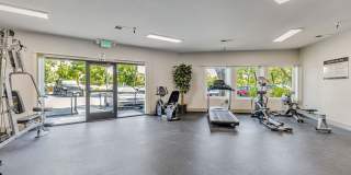 Martinez Hillside - 55+ Active Adults Apartment Homes Gallery 6