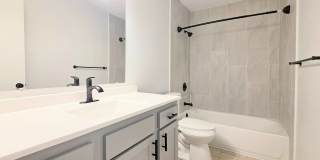 Tall Oaks Gallery 15