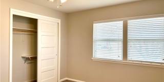 301 Crestview Drive Gallery 22