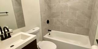 Hampton Gardens Gallery 23