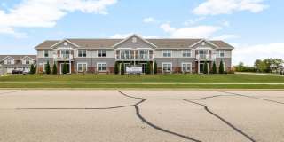 Condo Style Upper 3 Bedroom 2 Bathroom plus Den Apartment Gallery 32