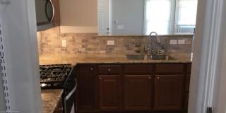 Completely remodeled 1 bedroom, 1 bath duplex! Gallery 11