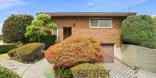 Stunning Des Moines Home with Puget Sound Views & Spacious Deck Gallery 1
