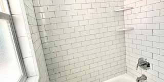 Charming 2 bed 1 bath near tower district Gallery 23