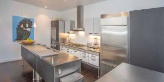 Stunning 4Bed/2.5ba Condo in Pacific Heights Gallery 7