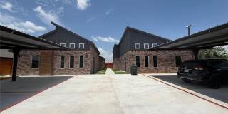 900 W 8th Street unit: 1 Gallery 1