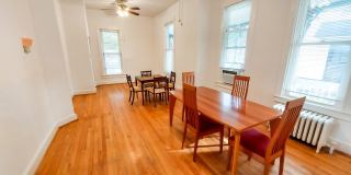 Charming and Sunlight 3BD, 1 BA in the Quaint DC Suburb of Mount Rainer, MD!!! Gallery 1