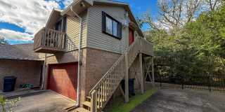 1 Bedroom 1 Bath Furnished Garage Apartment - ALL UTILITIES INCLUDED! Gallery 1