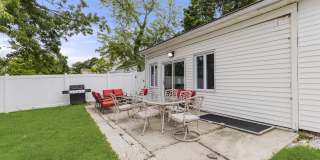 297 Highland Avenue Gallery 30