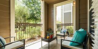 Edgewater Apartments Gallery 6