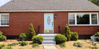 Hilltop Charm in Floyds Knobs – Spacious All-Brick Beauty with Room to Grow! Hilltop Charm in Floyds Knobs – Spacious All-Brick Beauty with Room to Grow! Gallery 5