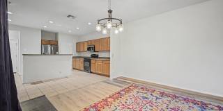 1944 N 77TH Glen Gallery 7