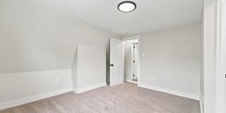 Gorgeous 4 bedroom 2 bath home in Garfield! Available now! Gallery 25