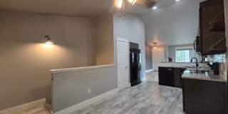 4 bed 2 bath home in Josephine Crossing Gallery 11