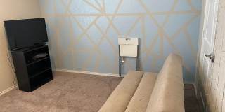 Room in 4 Bedroom Home in San Antonio Gallery 4