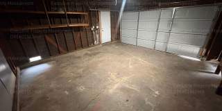 Remodeled 3-bedroom, 2-bath home near Ming Ave/ S. H St Gallery 37