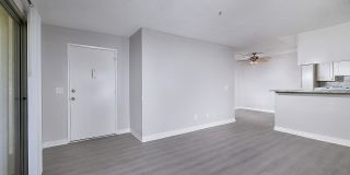 Mariposa Gallery 42