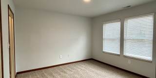 Gold Apartments Gallery 7