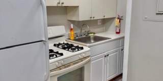 27 MAIN Street E Gallery 4