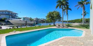 ** LUXURY WATERFRONT LIVING ** BRAND-NEW CONSTRUCTION  ** IMPERIAL SHORES OF BONITA SPRINGS ** 3 Bedrooms\3.5 Bathroom ** Seasonal  ** BE THE FIRST TO LIVE HERE ** DOLPHIN & MANATEE SIGHTINGS ** Gallery 8