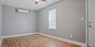 1704 Cairo Avenue Gallery 24